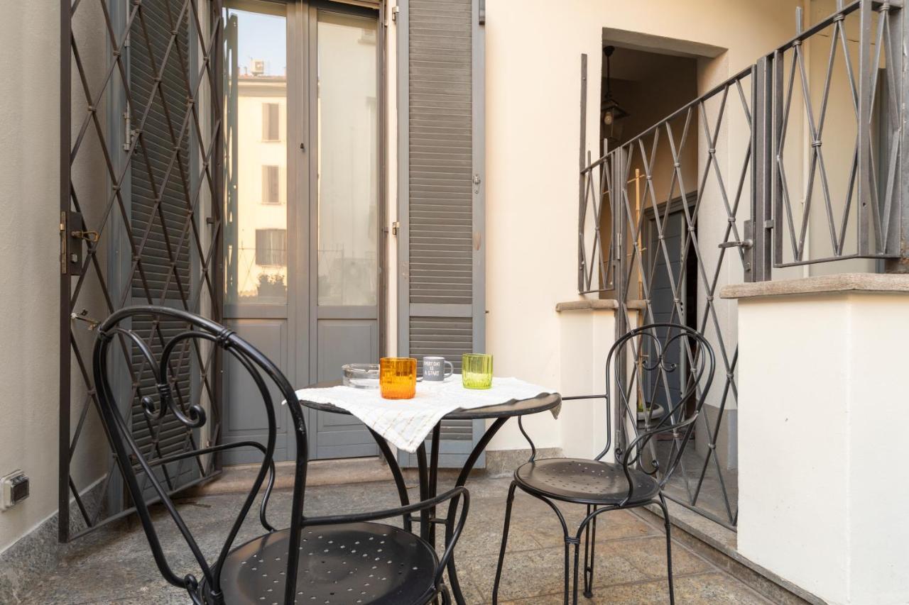 Joyful Naviglio Fortunato Home Milaan Buitenkant foto